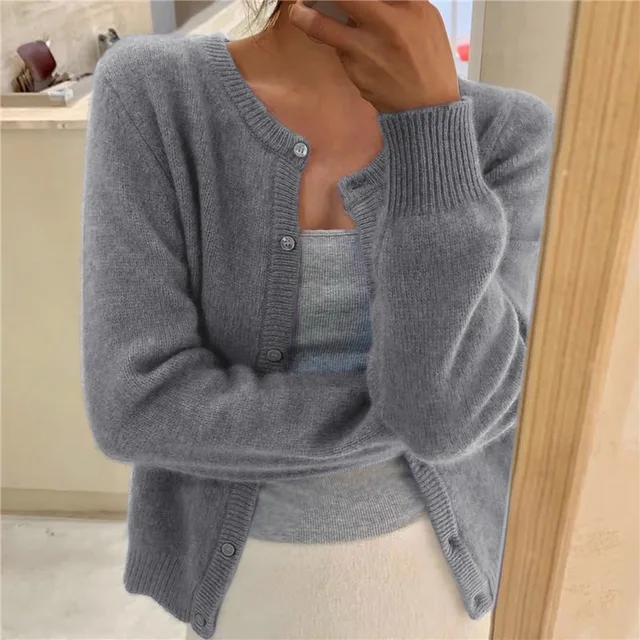 Women's Fine-Knit Button-Up Cardigan – Soft Round-Neck Long-Sleeve Layer