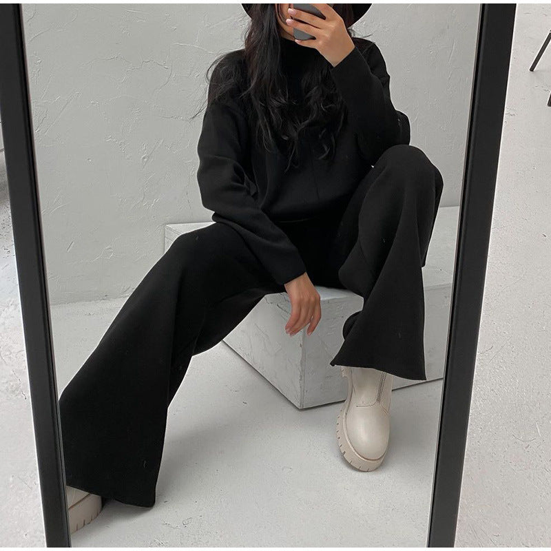 Women's Soft Knit Two-Piece Loungewear Set