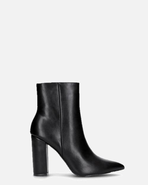 2-in-1 Convertible Knee-High Boots - Black Heeled