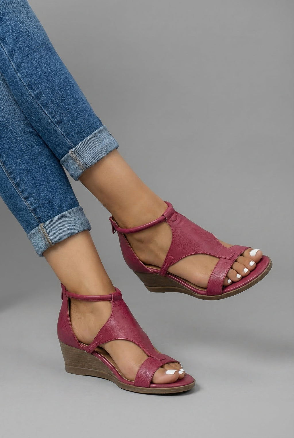 Orthopedic Leather Style Sandals - Womens Comfortable Summer Footwear | Meave & Ivy