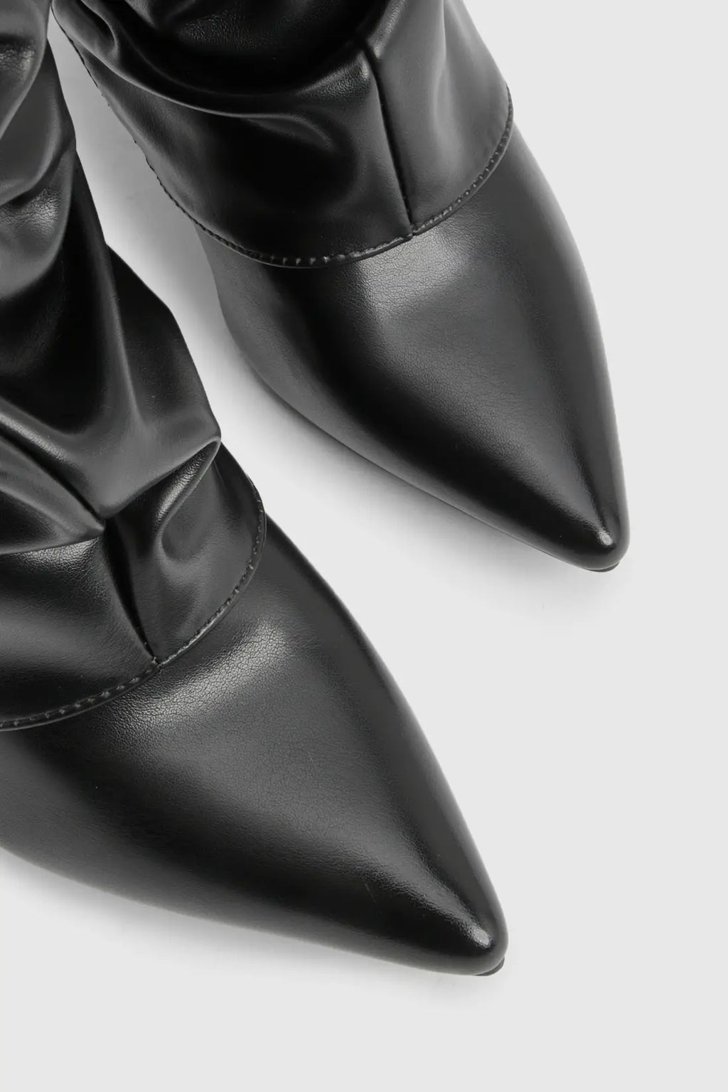 Slouch Boots with Low Heel & Pointed Toe – Women's Ruched Boots