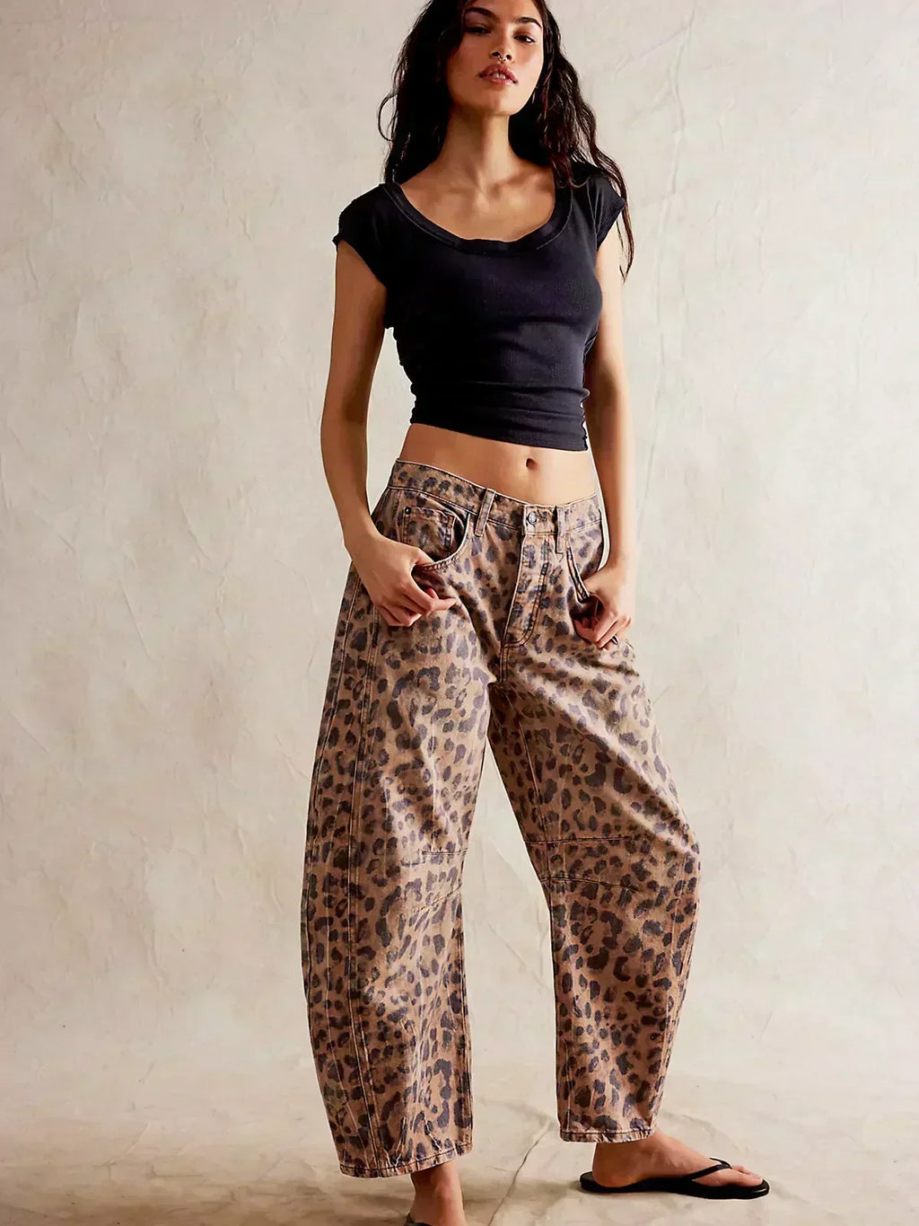 Women's Animal-Print Barrel-Leg Jeans – Relaxed Cropped Denim Trousers