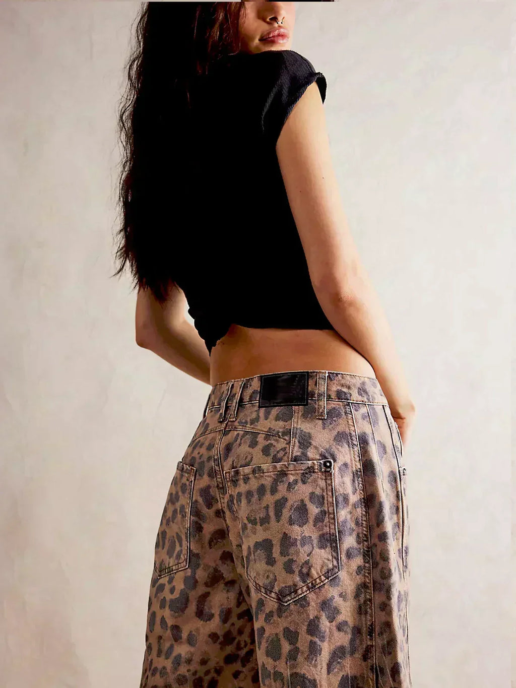 Women's Animal-Print Barrel-Leg Jeans – Relaxed Cropped Denim Trousers