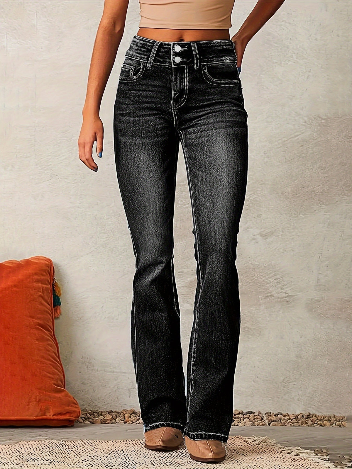 Women's High-Waisted Flared Jeans – Full-Length Figure-Skimming Denim