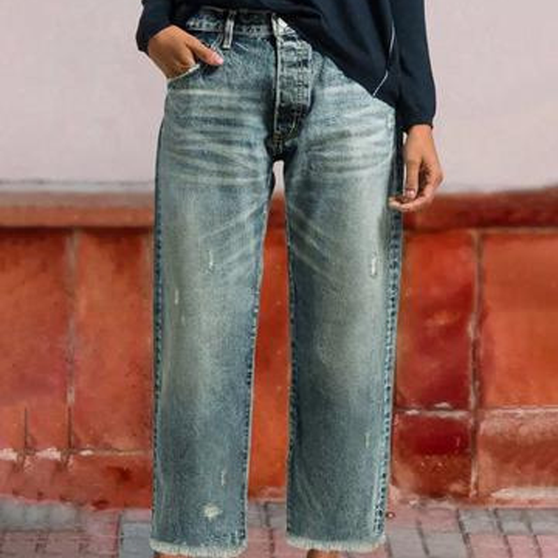Women's Cropped Straight-Leg Denim Jeans