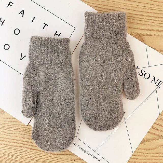 Warm Plush Mittens – Soft Fluffy Winter Mittens in 9 Colours