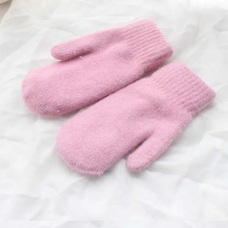 Warm Plush Mittens – Soft Fluffy Winter Mittens in 9 Colours