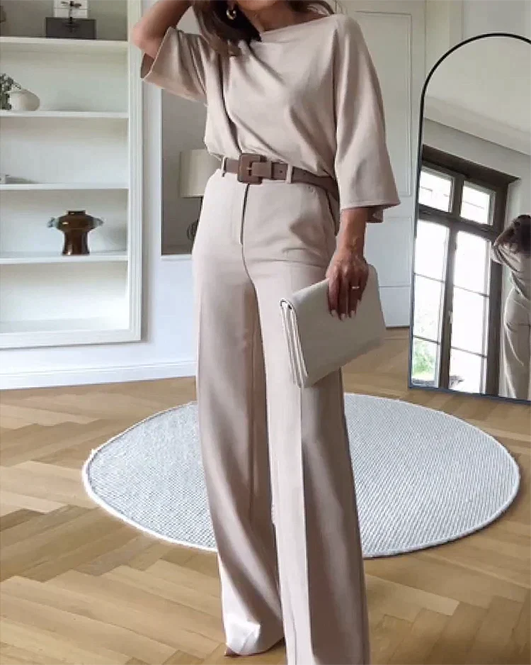 Elegant Two Piece Set in Light Grey – Refined Top & Trouser Co-ord