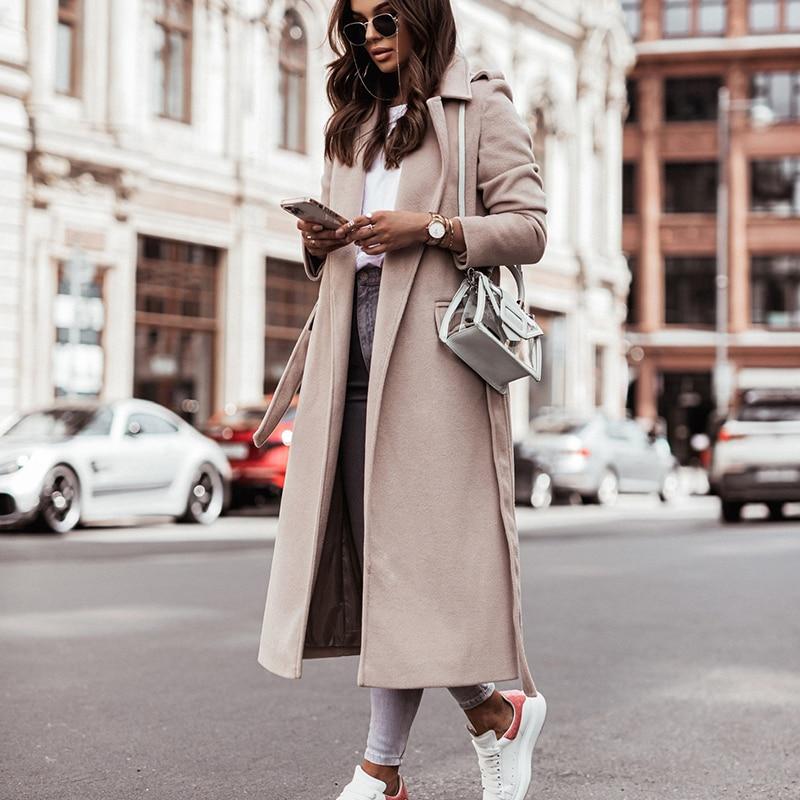 Women's Tailored Long Winter Coat – Wide-Lapel Relaxed Style
