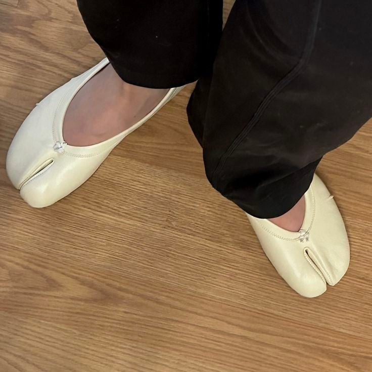 Black Split Toe Ballet Flats – Women's Comfortable Everyday Ballet Flats