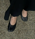 Black Split Toe Ballet Flats – Women's Comfortable Everyday Ballet Flats