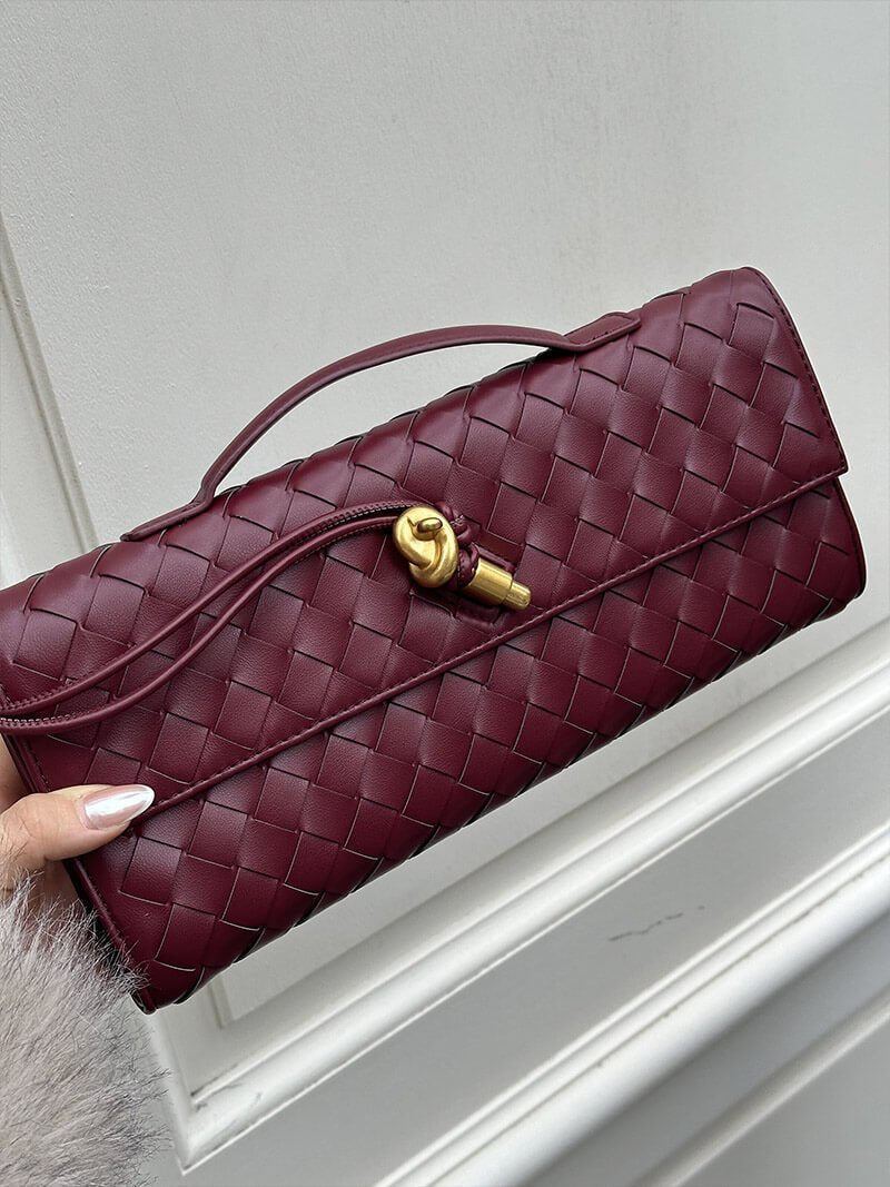 Woven Bag with Knot & Gold Link Detail – Compact Vegan Leather Handbag