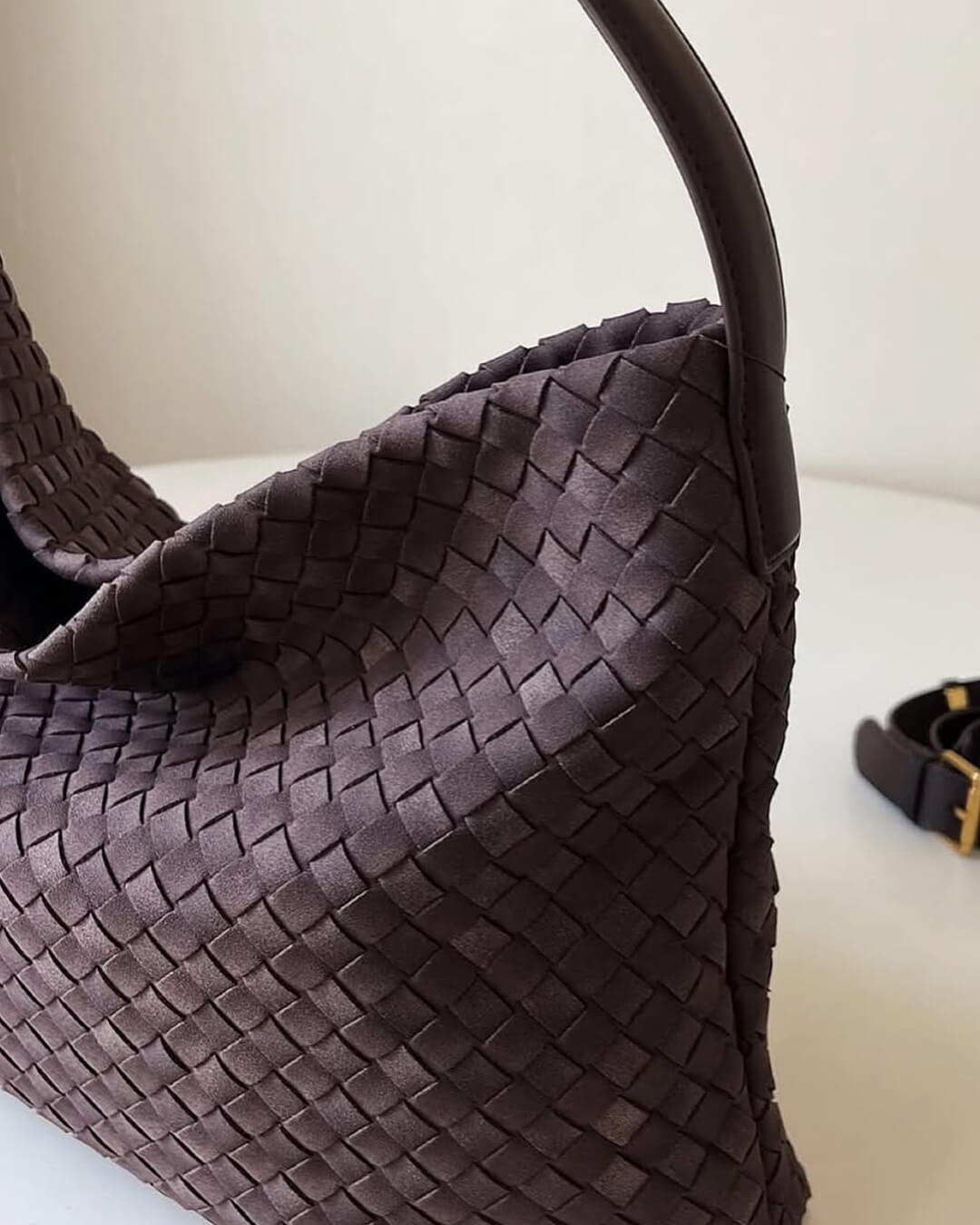 Suede Look Tote with Minimalist Silhouette – Spacious Day Bag