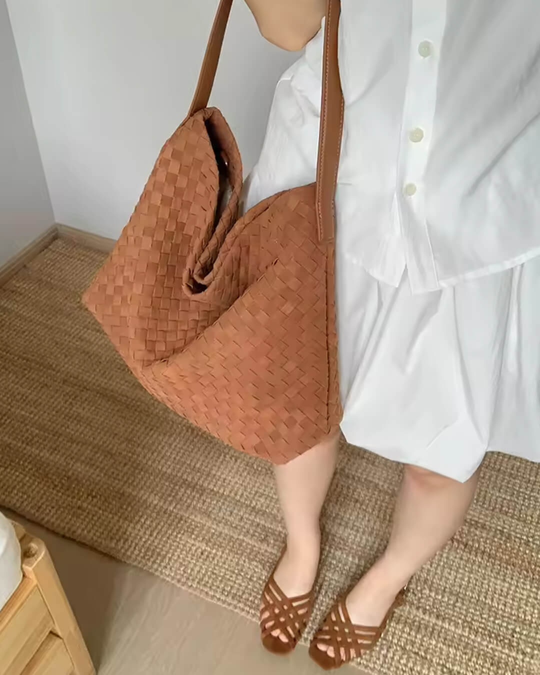 Suede Look Tote with Minimalist Silhouette – Spacious Day Bag