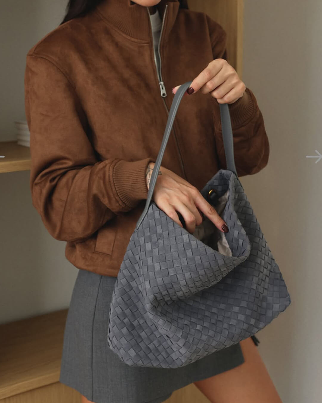 Suede Look Tote with Minimalist Silhouette – Spacious Day Bag