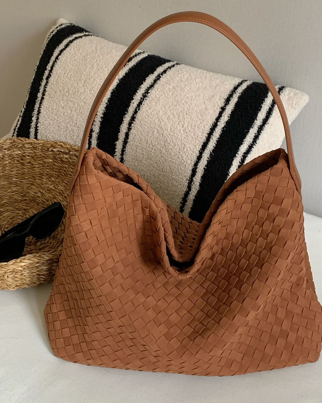 Suede Look Tote with Minimalist Silhouette – Spacious Day Bag