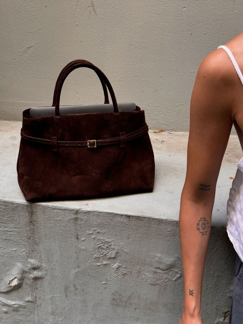 Soft Suede Look Bag in Neutral Tones – Structured Daily Bag