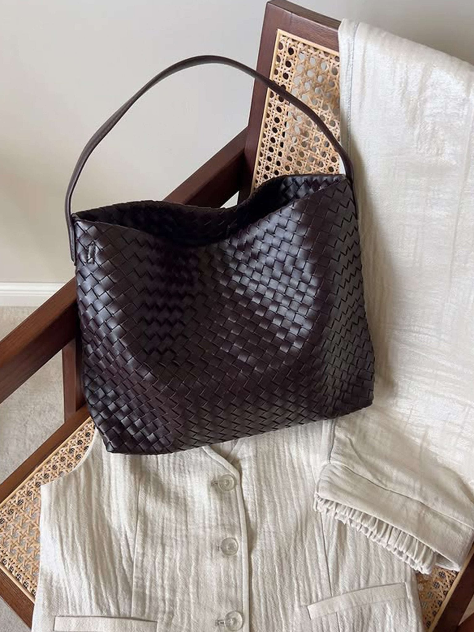 Structured Woven Tote – Rich Textured Handbag in Deep Tones