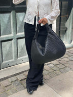 Oversized Woven Tote Bag XL – Braided Vegan Leather Shopper