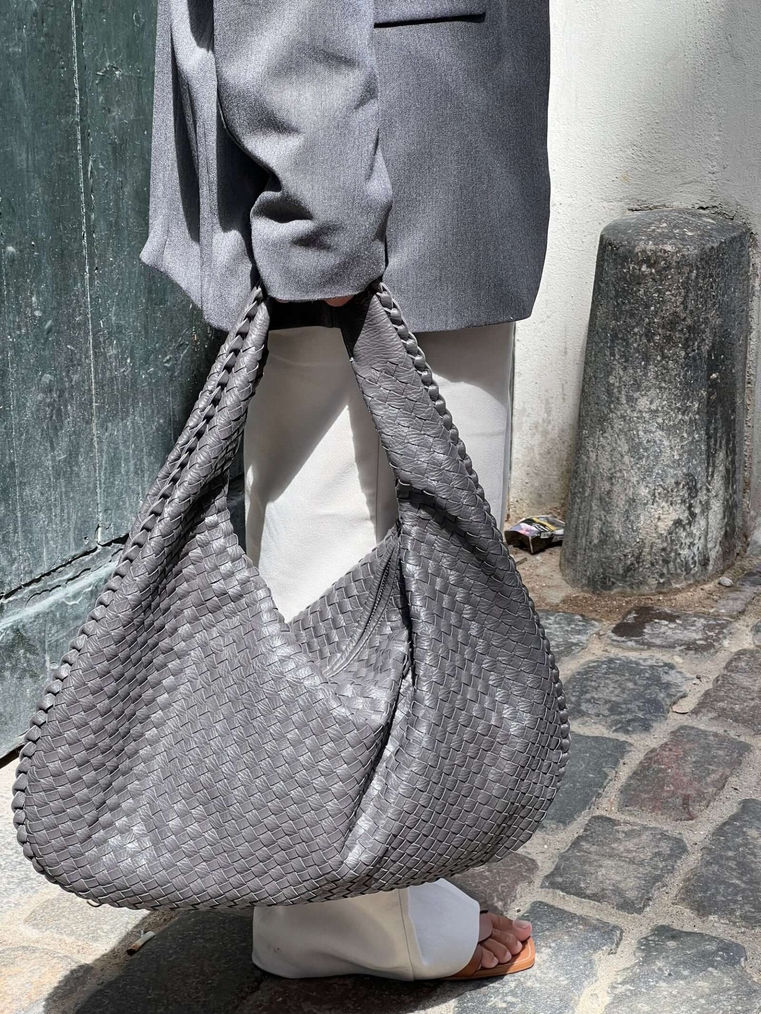 Oversized Woven Tote Bag XL – Braided Vegan Leather Shopper