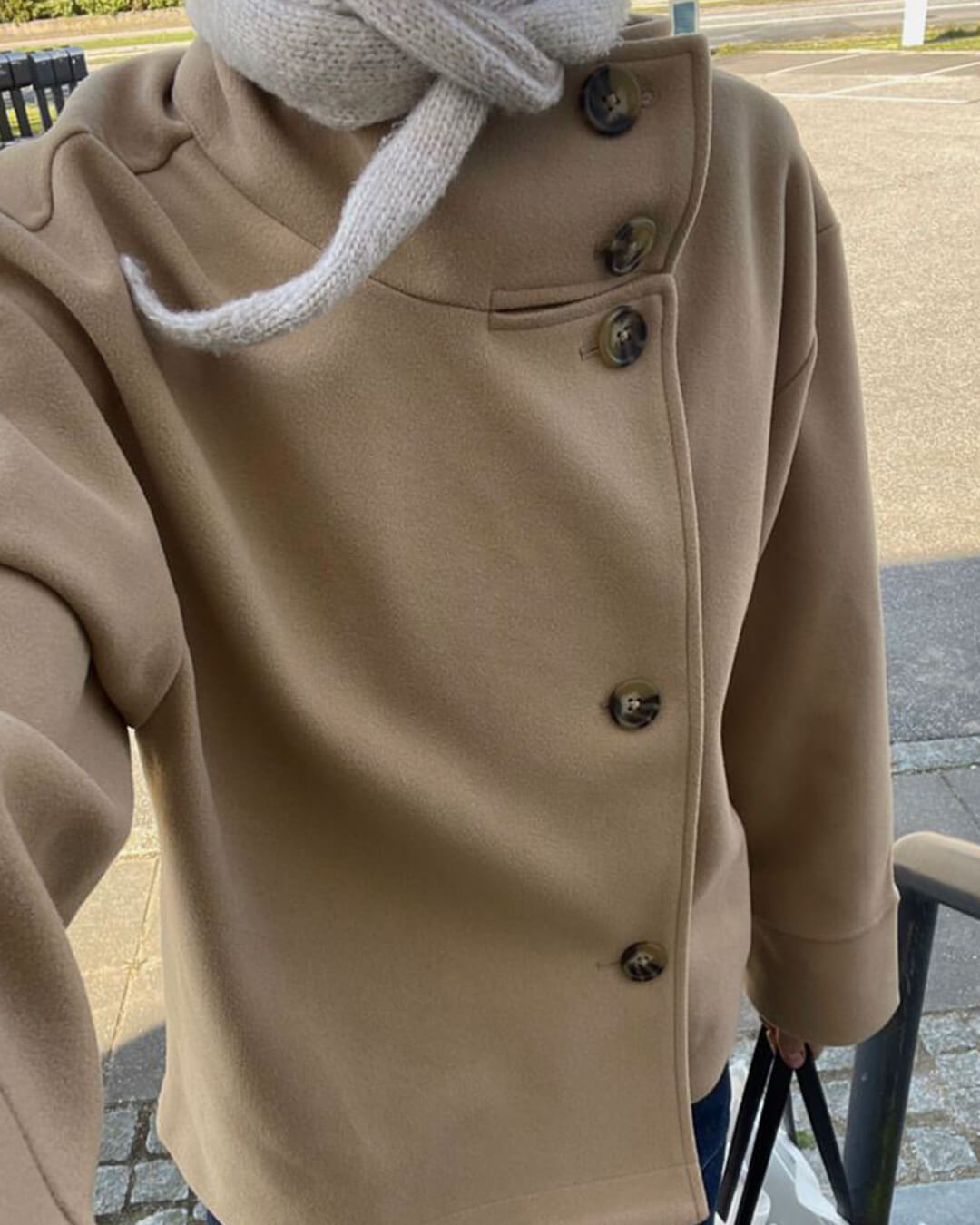 Women's Elegant Jacket with Stand Collar – Structured Short Coat