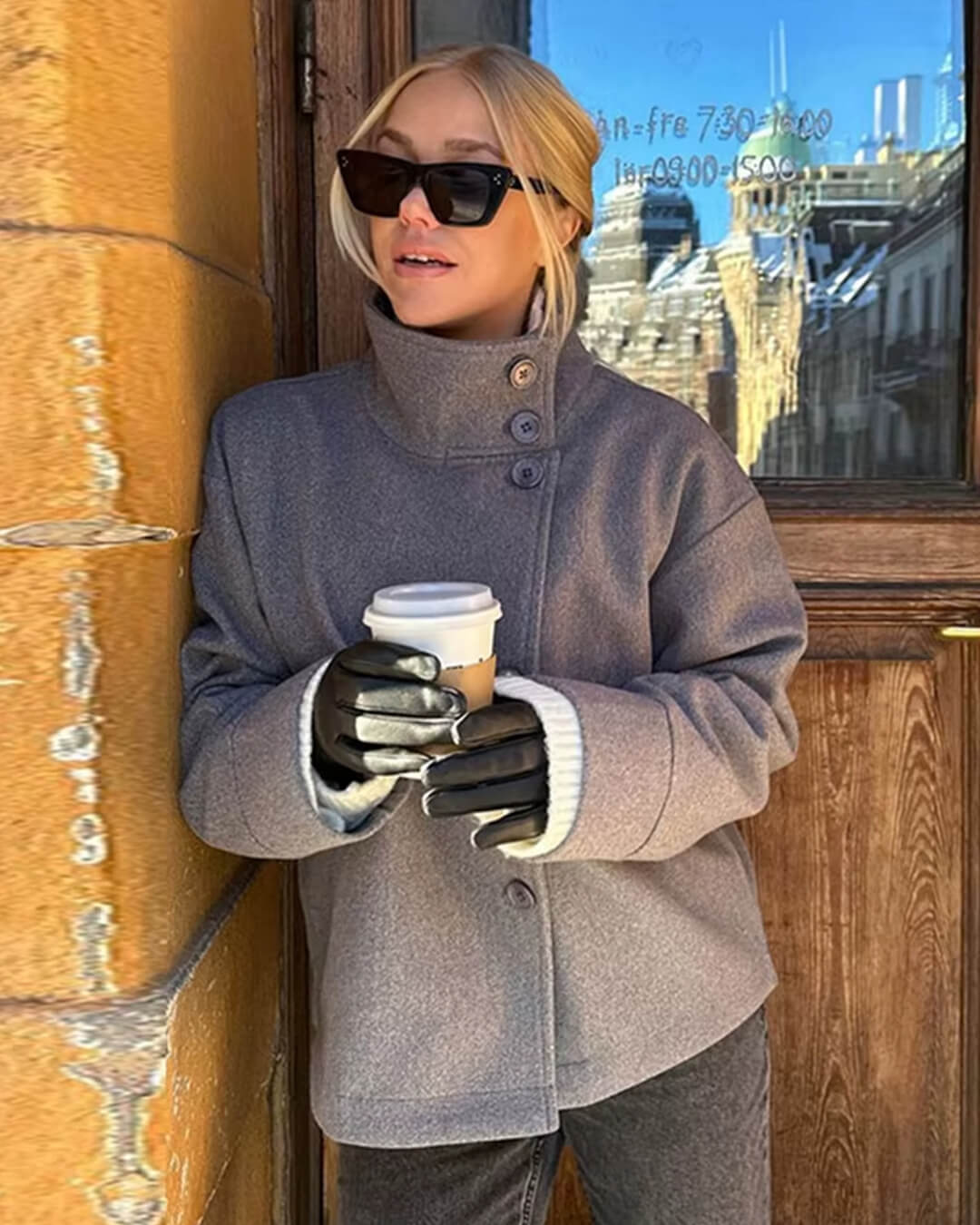 Women's Elegant Jacket with Stand Collar – Structured Short Coat