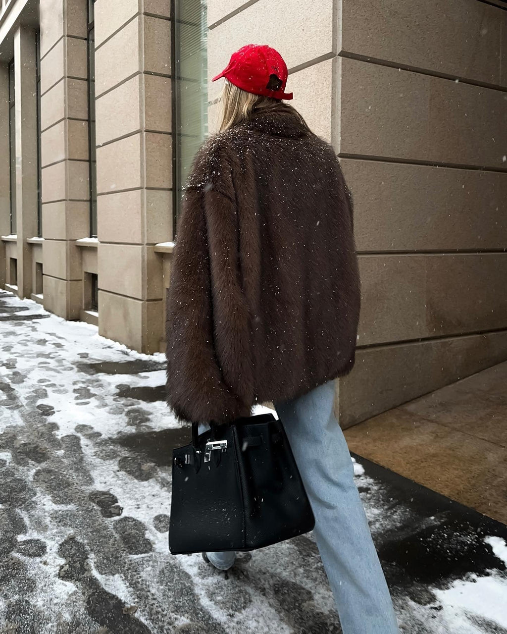 Gradient Faux Fur Coat – Relaxed Plush Winter Coat