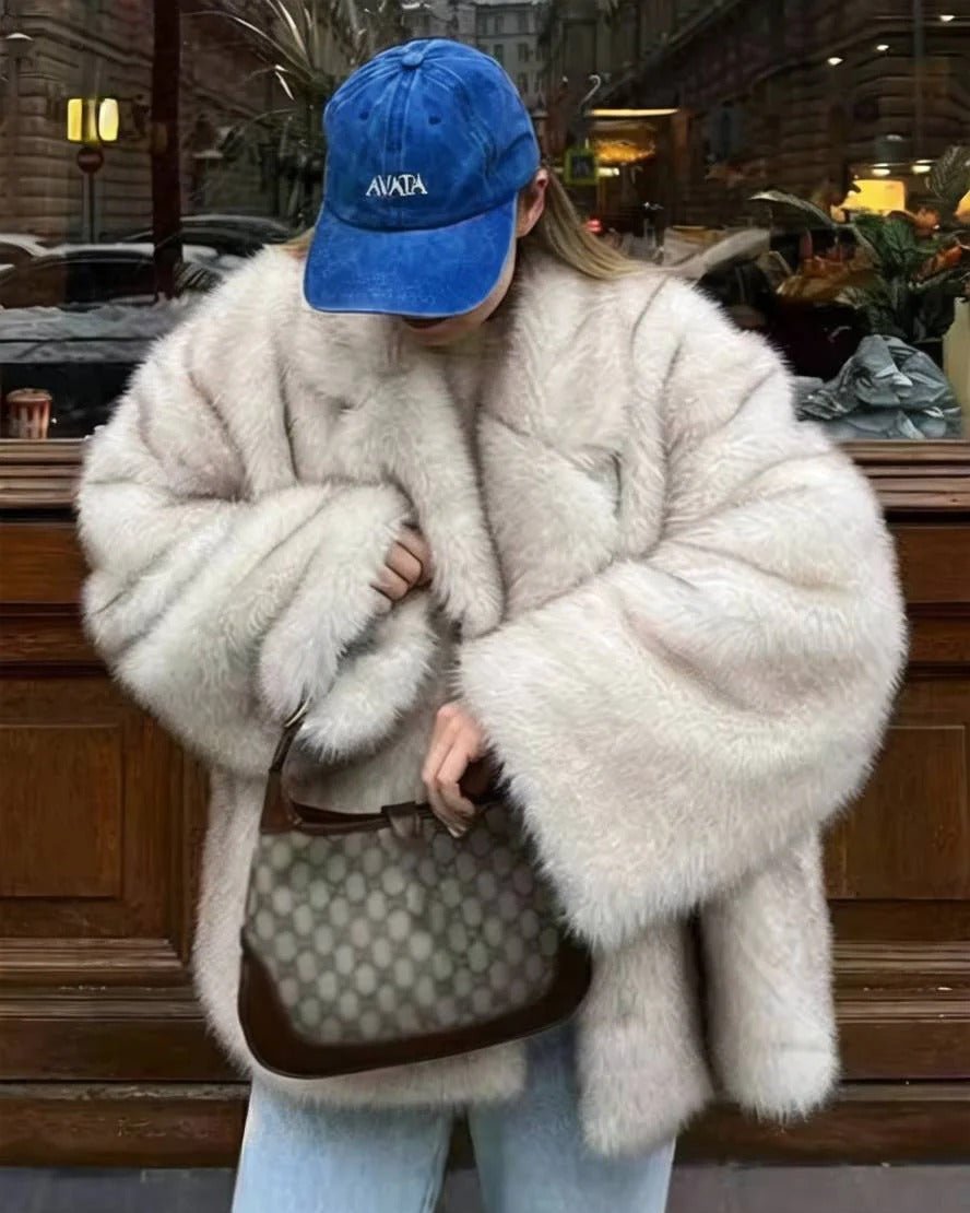 Gradient Faux Fur Coat – Relaxed Plush Winter Coat