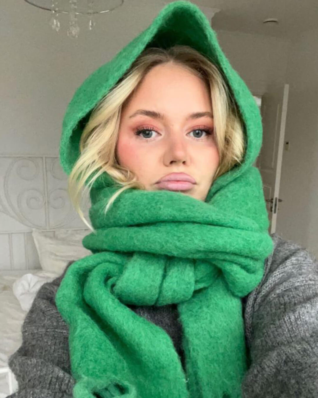 Tasselled Winter Scarf – Cashmere Blend Wrap in 13 Colours