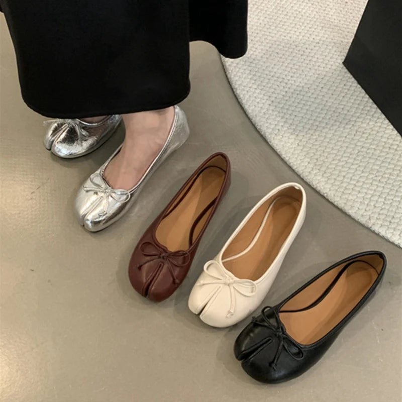 Tabi Split Toe Slip-On Flats with Bow – Avant-Garde Ballet Flats