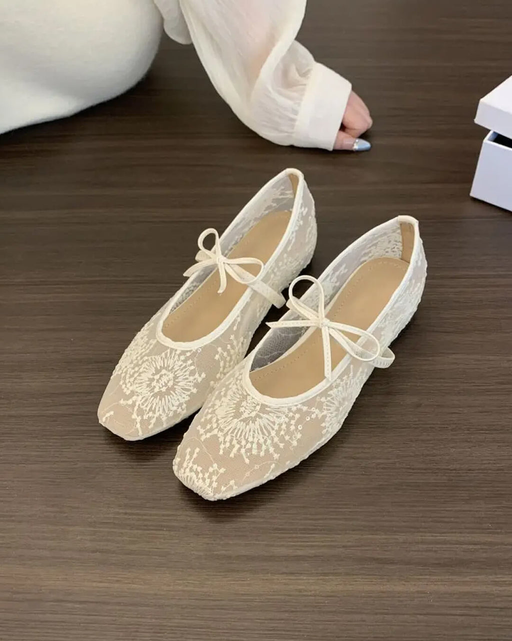 White Mesh Ballet Flats – Women's Comfortable Everyday Ballet Flats
