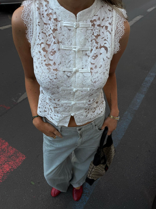 White Mandarin Sleeveless Lace Top – Women's Summer Top